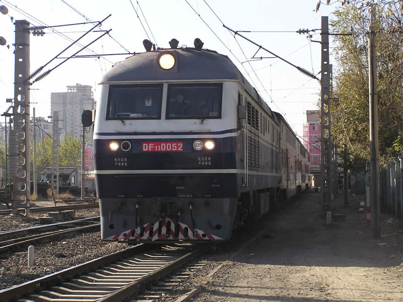 DF11 0052.jpg